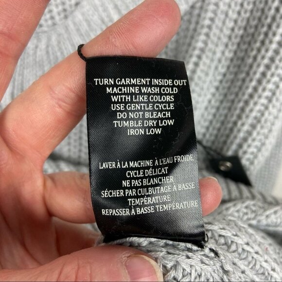 NWT BlankNYC Rum Ruffle Grey Knit Sweater Size Medium New With Tags Ribbed Boho - Picture 9 of 14